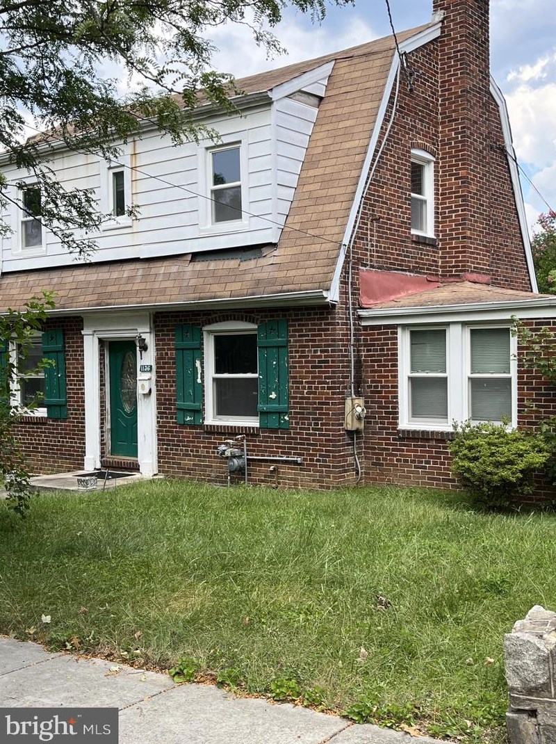 1136 44th Pl, Washington, DC 20019-4905