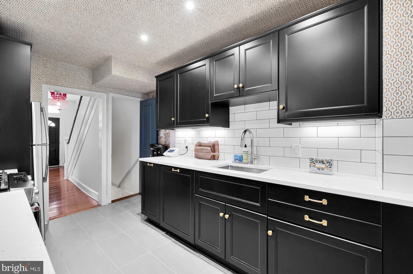 613 Kenyon St, Washington DC  20010-2909 exterior