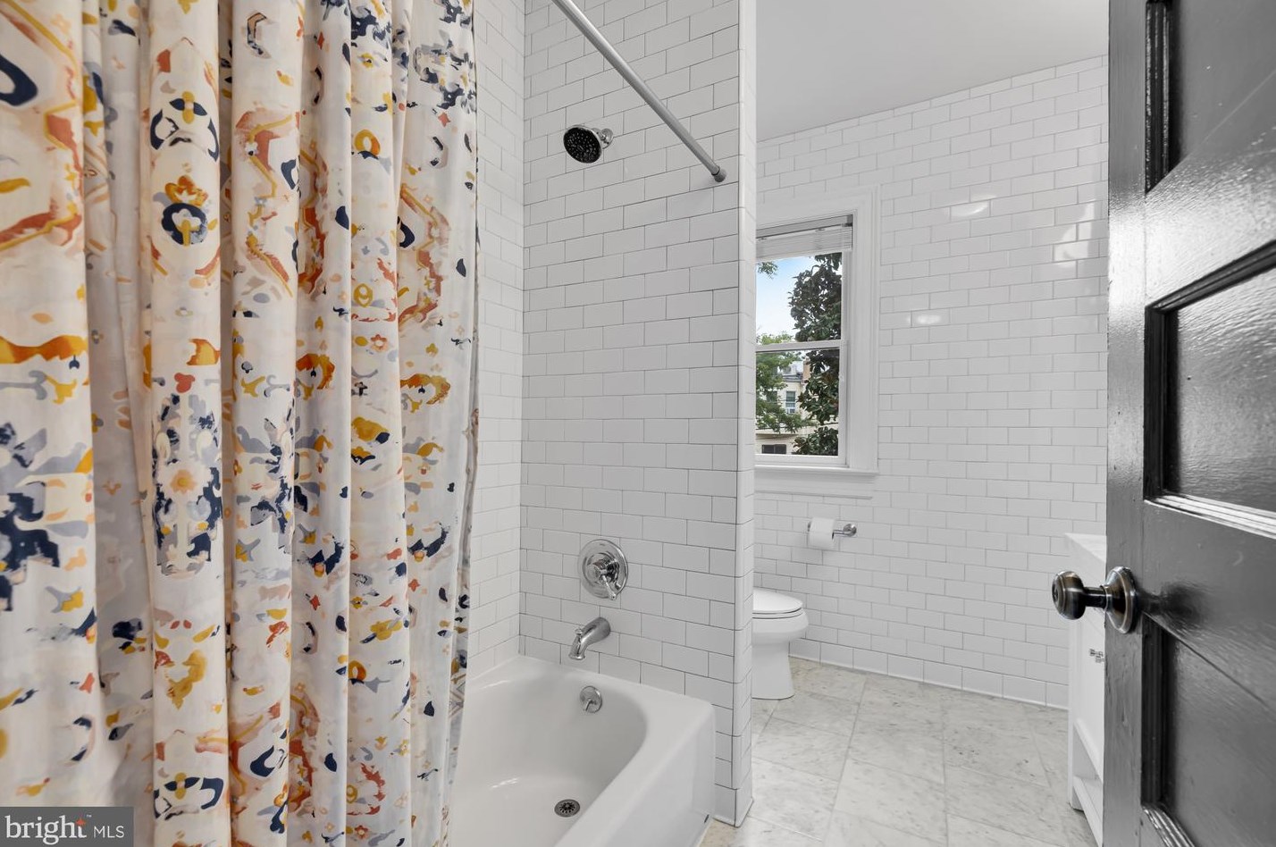 613 Kenyon St, Washington DC  20010-2909 exterior