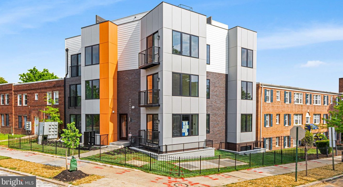 2001 I St, Washington DC  20002-4105 exterior