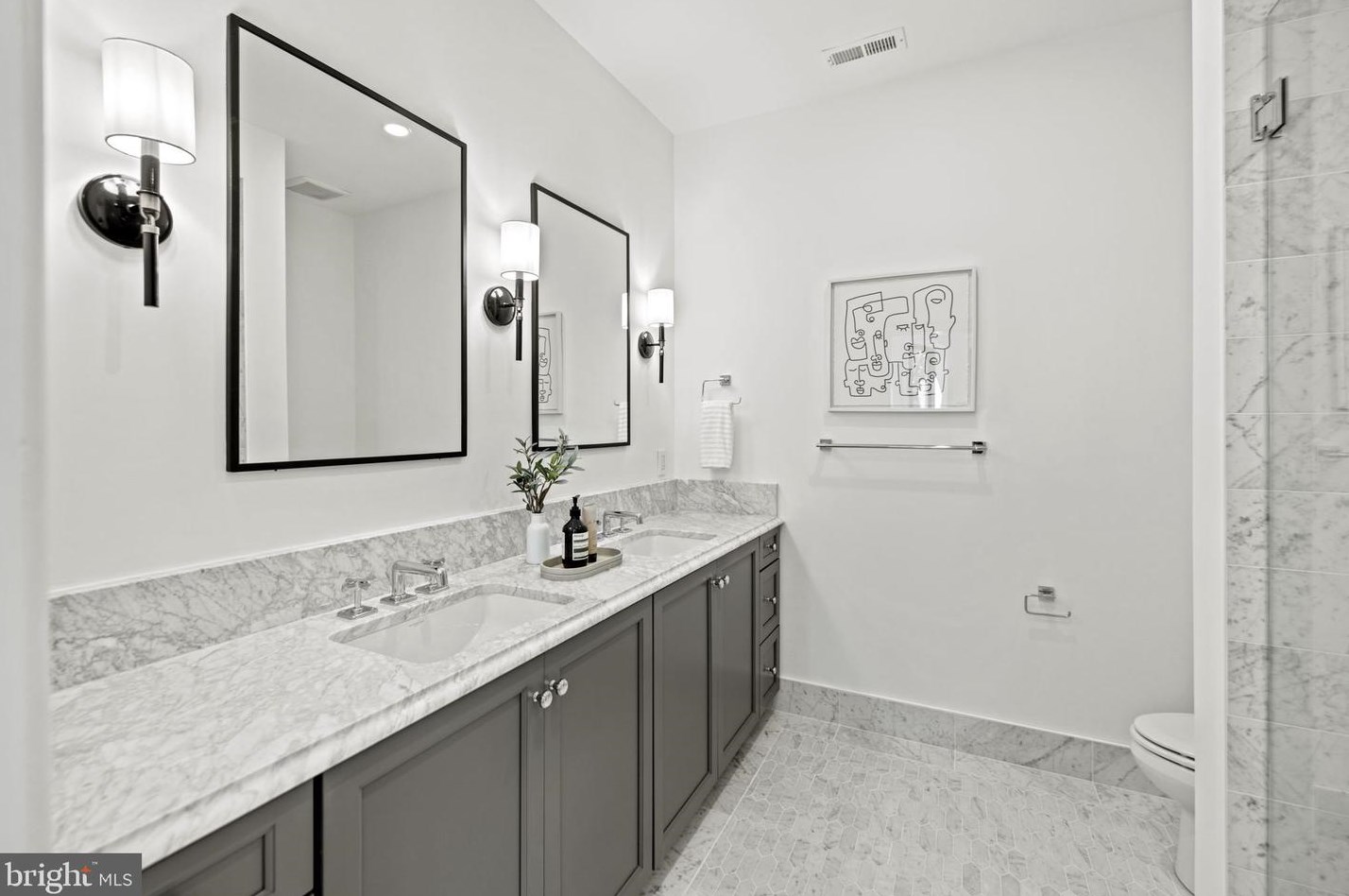 1632 15th St, Washington DC  20009-3850 exterior