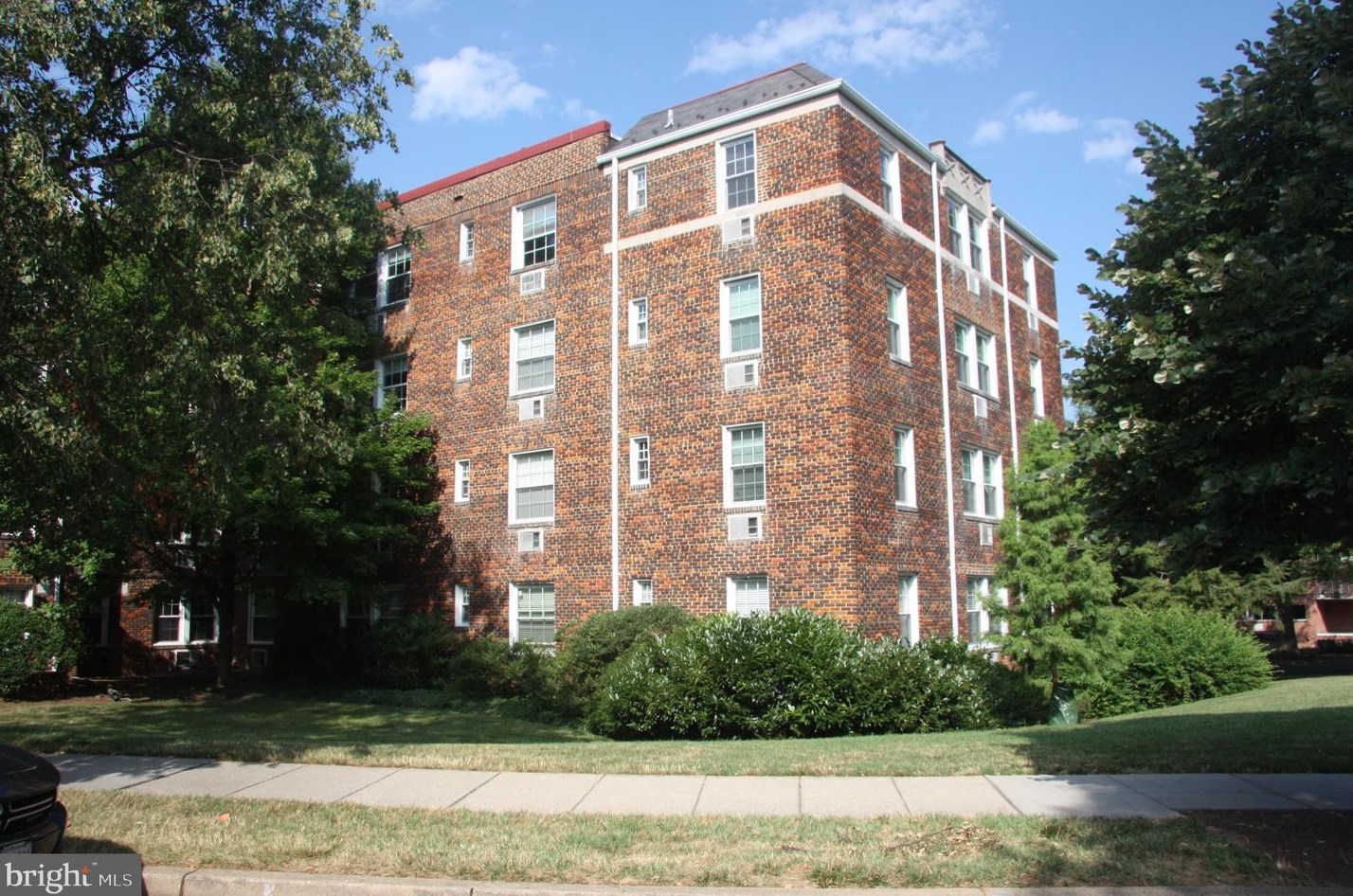 3051 Idaho Ave Nw #124, Washington, DC 20016