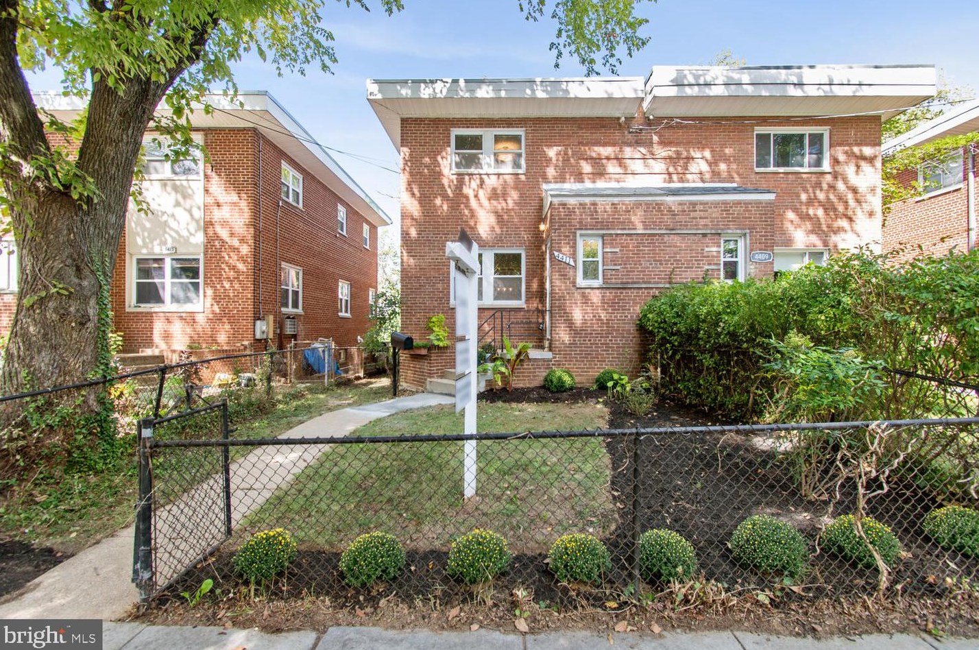 4411 Harrison St Nw, Washington, DC 20015