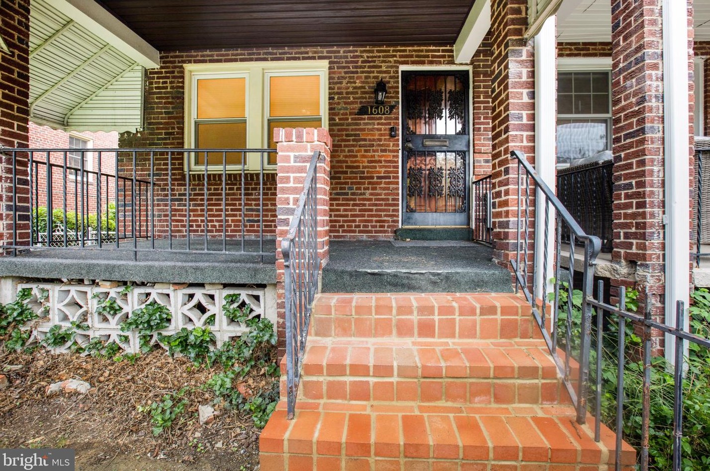 1608 Fort Dupont St Se, Washington, DC 20020