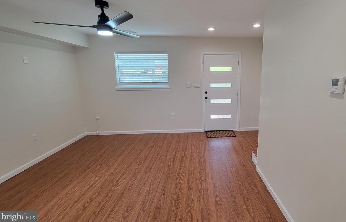 531 Hilltop Ter Se, Washington, DC 20019
