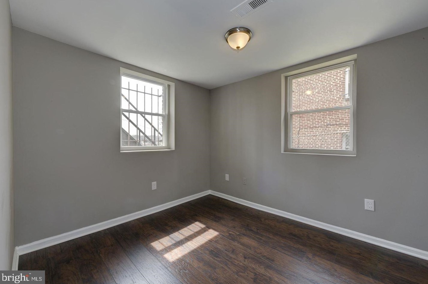 4709 Jay St, Washington DC 20019-3753 exterior