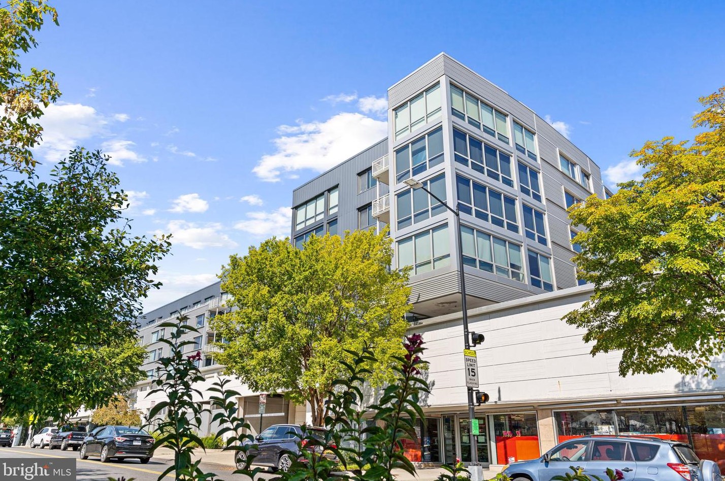 4101 Albemarle St, Washington DC 20016-2105 exterior