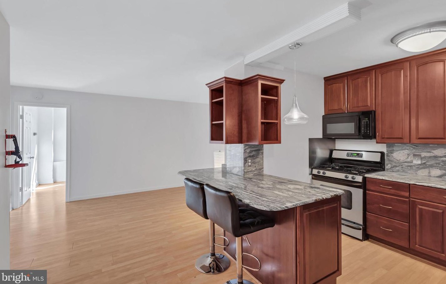 2401 H St Nw #409, Washington, DC 20037