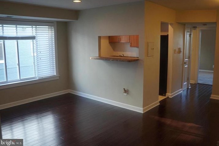 705 Brandywine St Se #103, Washington, DC 20032