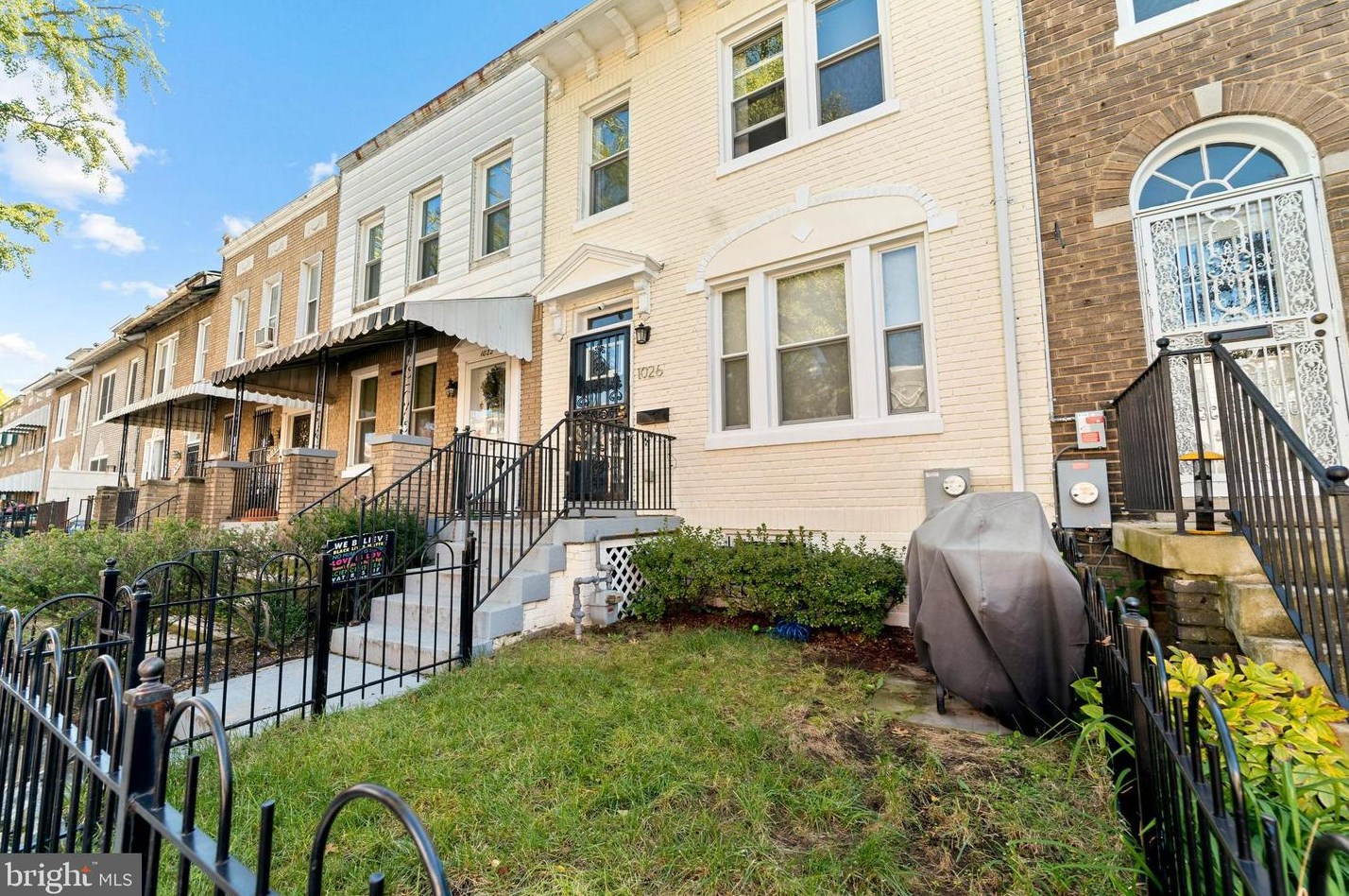 1026 Quebec Pl Nw, Washington, DC 20010