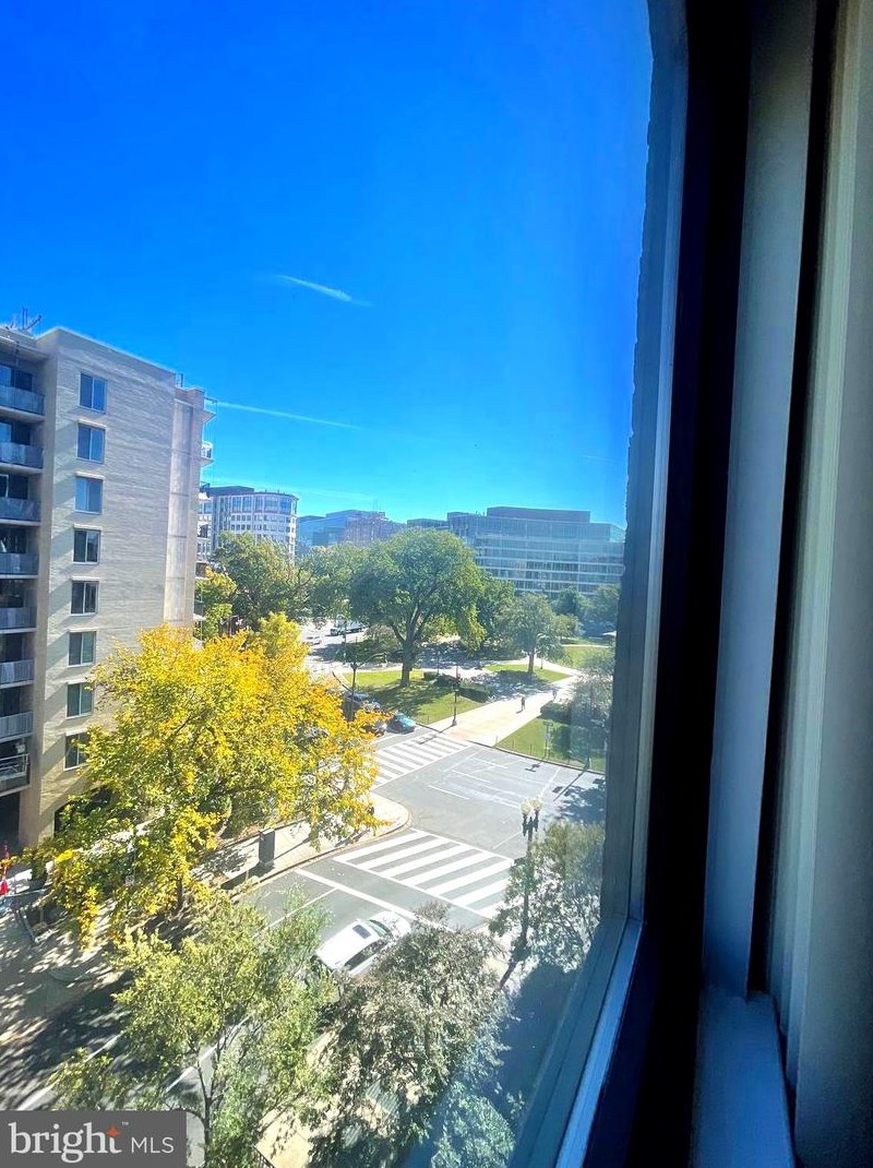 3 Washington Cir Nw #606, Washington, DC 20037