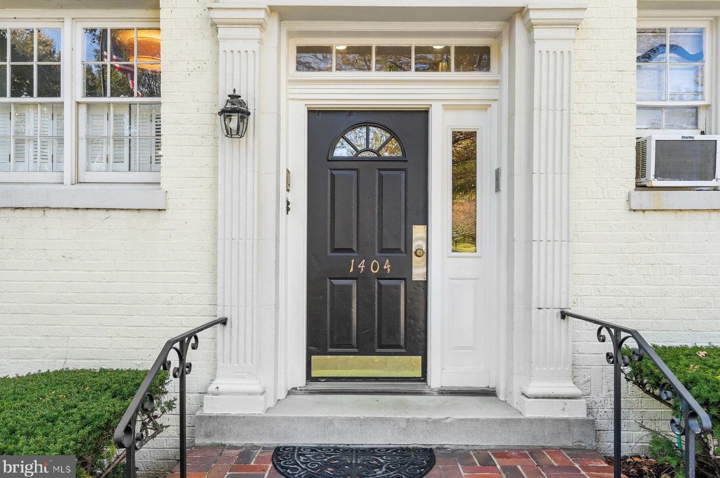 1404 26th St Nw Apt 1, Washington, DC 20007
