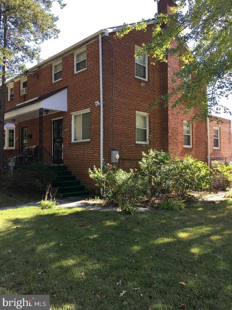 4315 C St Se, Washington, DC 20019