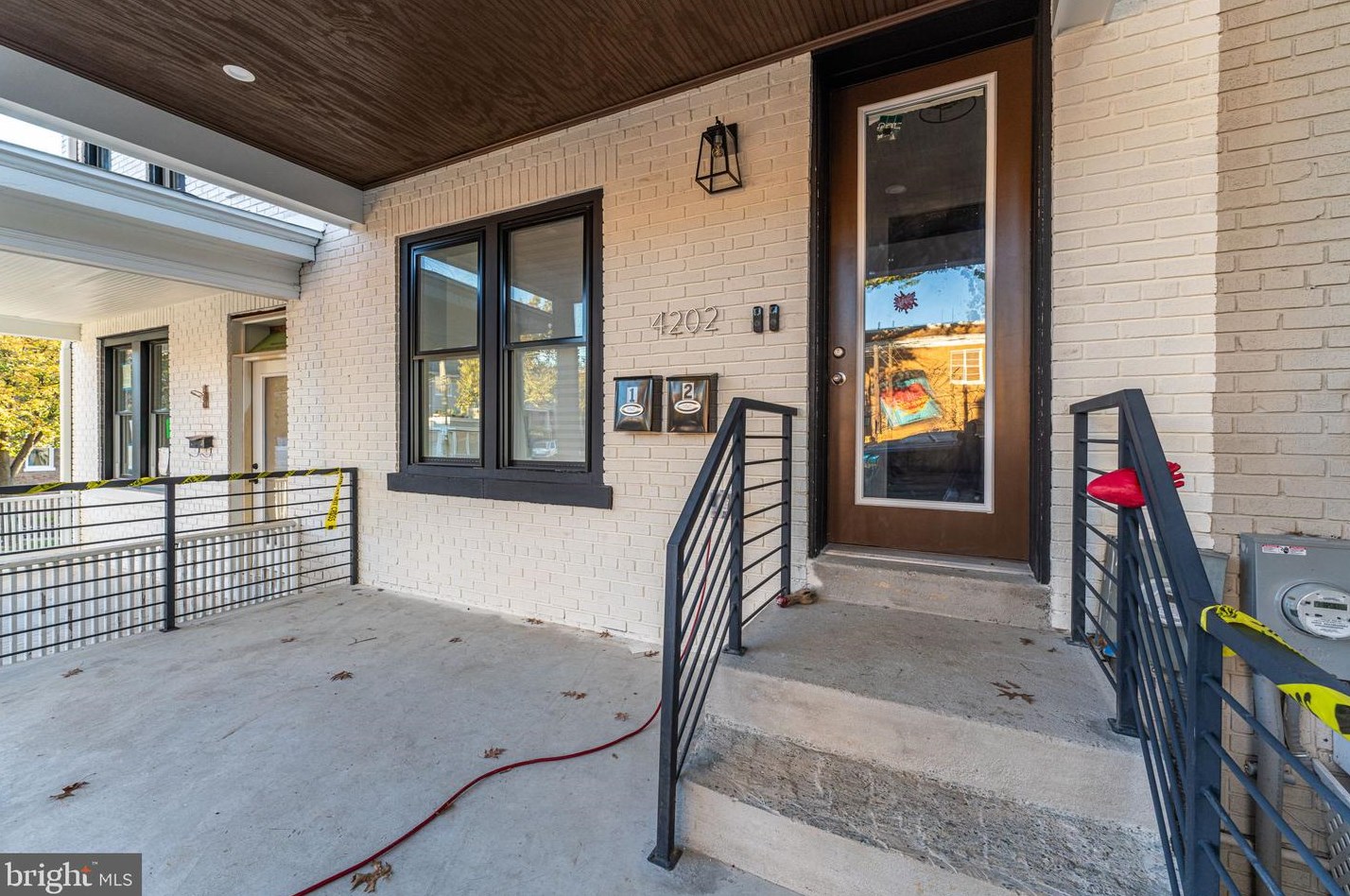 4202 3rd St Nw #1, Washington, DC 20011