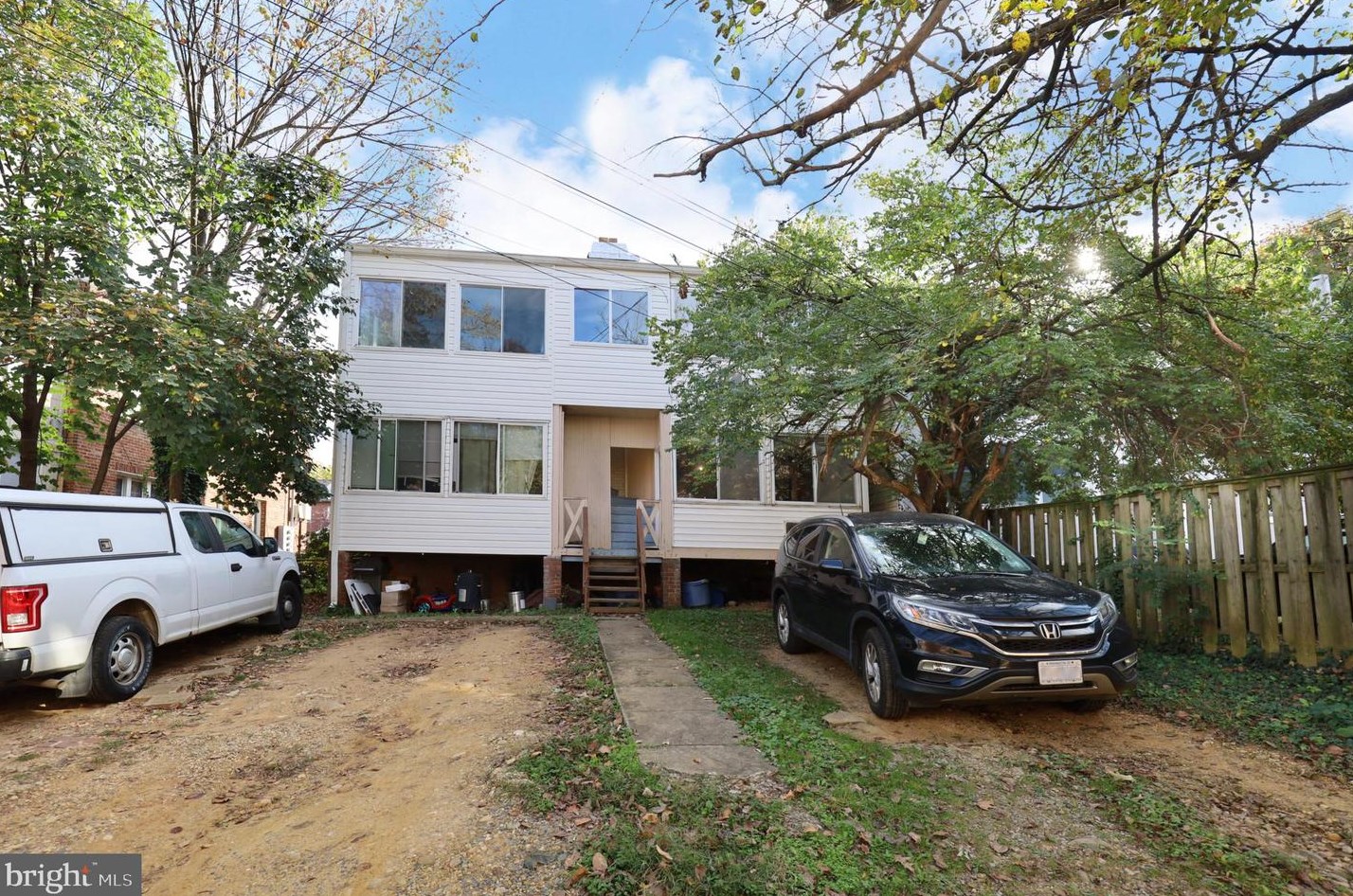 2304 40th St, Washington DC 20019-3304 exterior