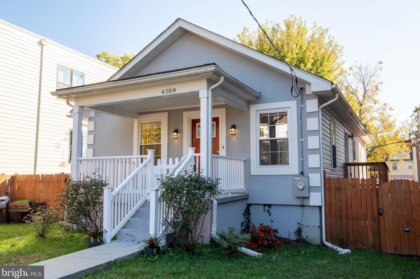 6109 Clay St, Washington, DC 20019-7906