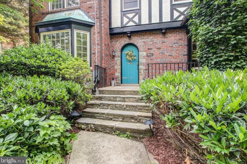 6409 Western Ave Nw, Washington, DC 20015