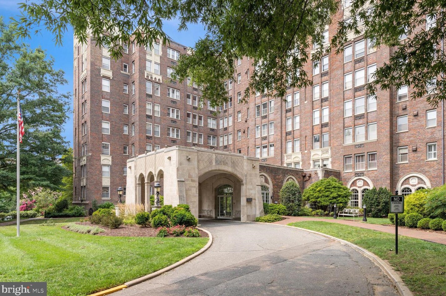 4000 Cathedral Ave Nw #240b, Washington, DC 20016
