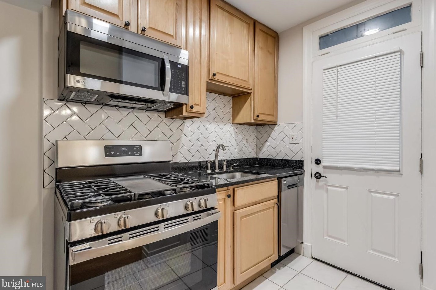 3130 M Pl Se, Washington, DC 20019