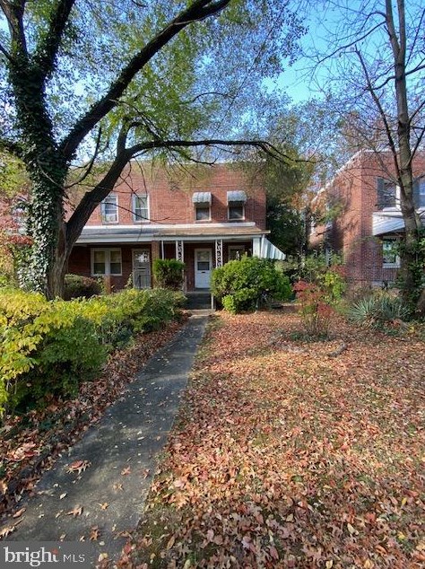 1533 42nd St, Washington, DC 20020-6009