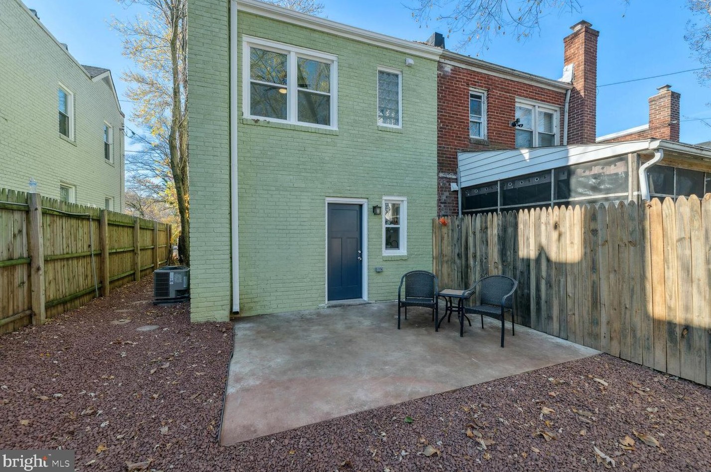 1187 46th Pl, Washington DC  20019-4939 exterior