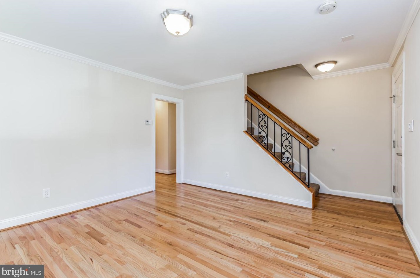 1747 Bruce Pl Se, Washington, DC 20020