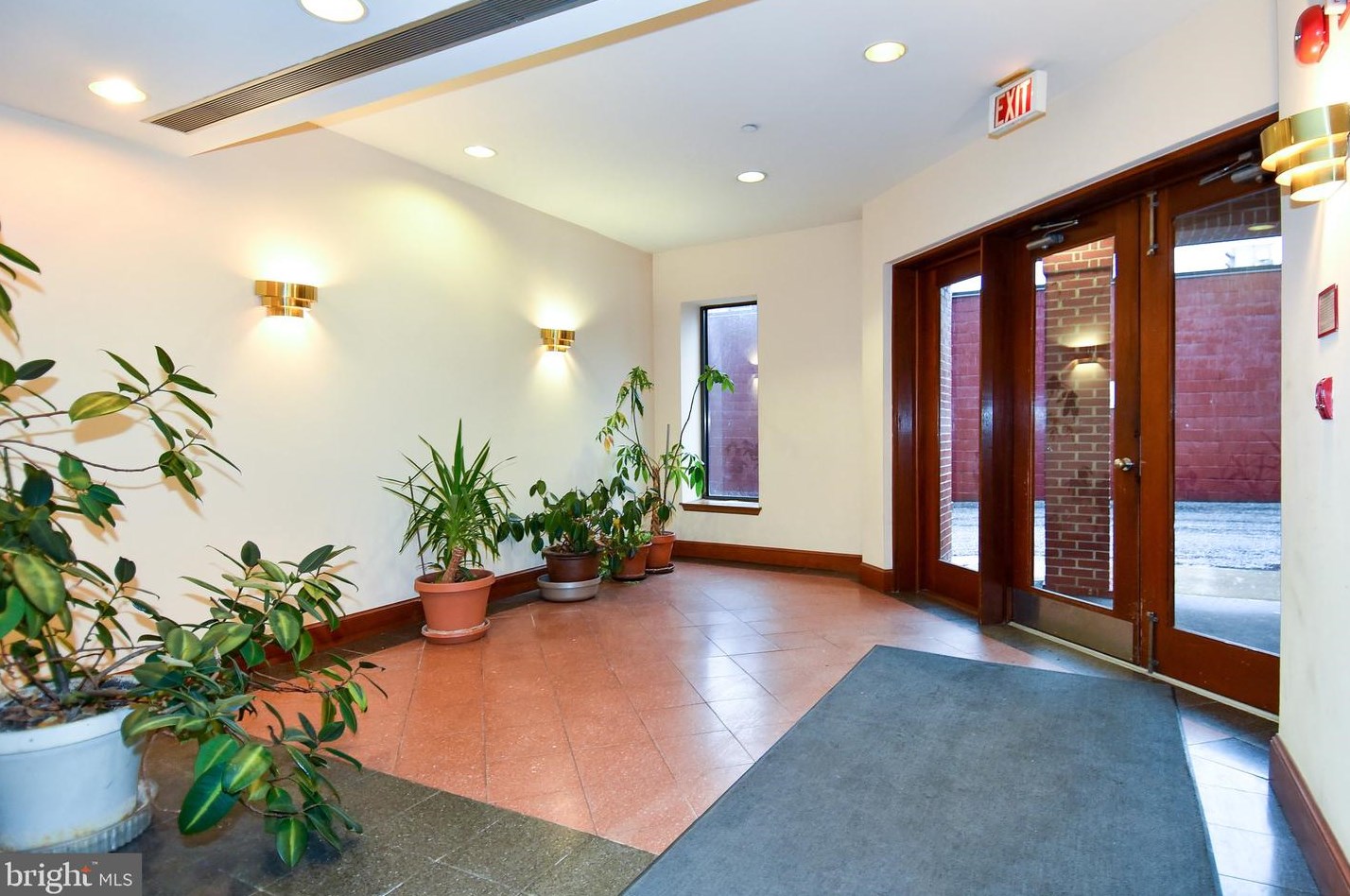 1763 Columbia Rd Nw Apt 309, Washington, DC 20009