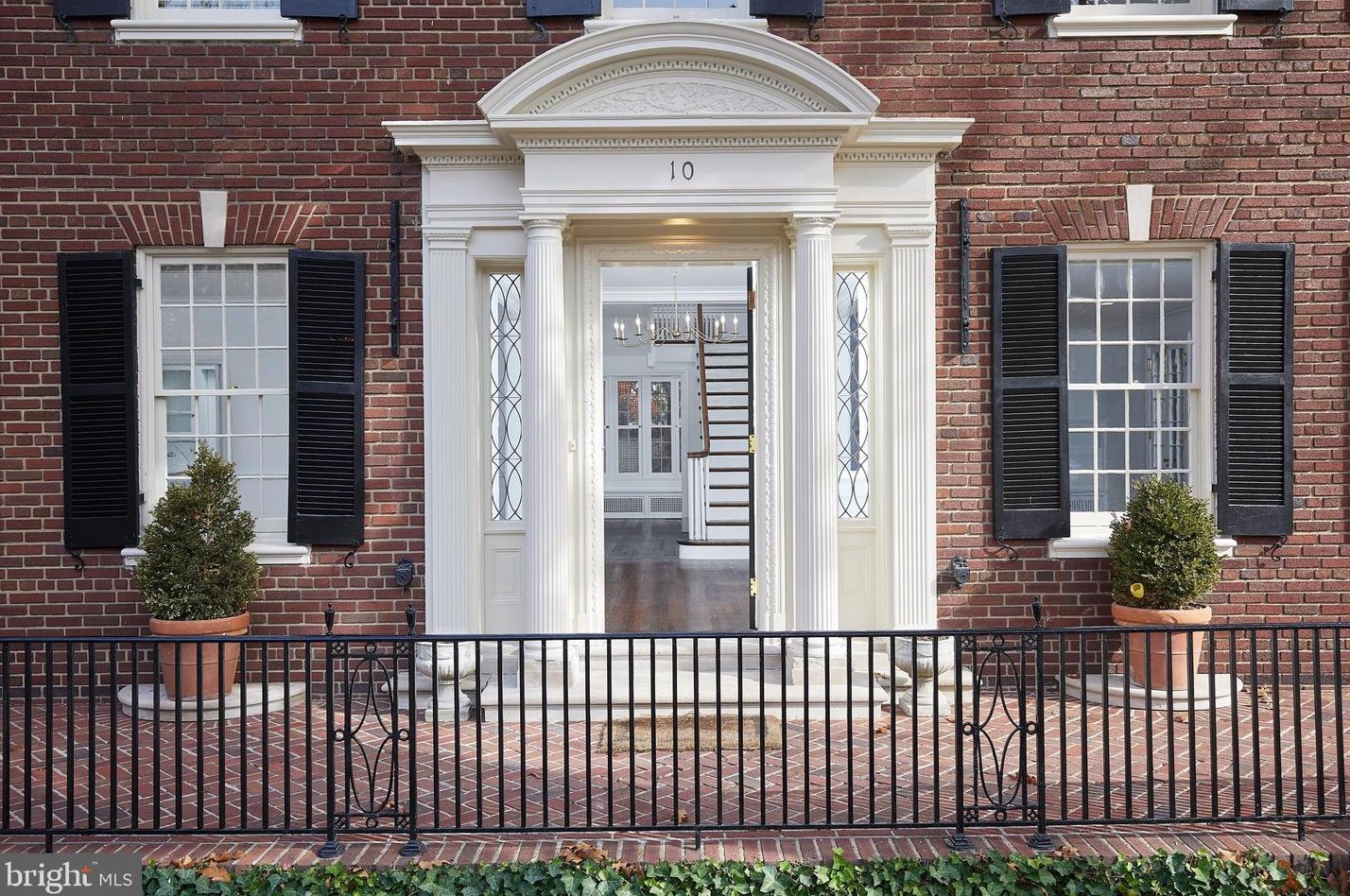 10 Kalorama Cir Nw, Washington, DC 20008