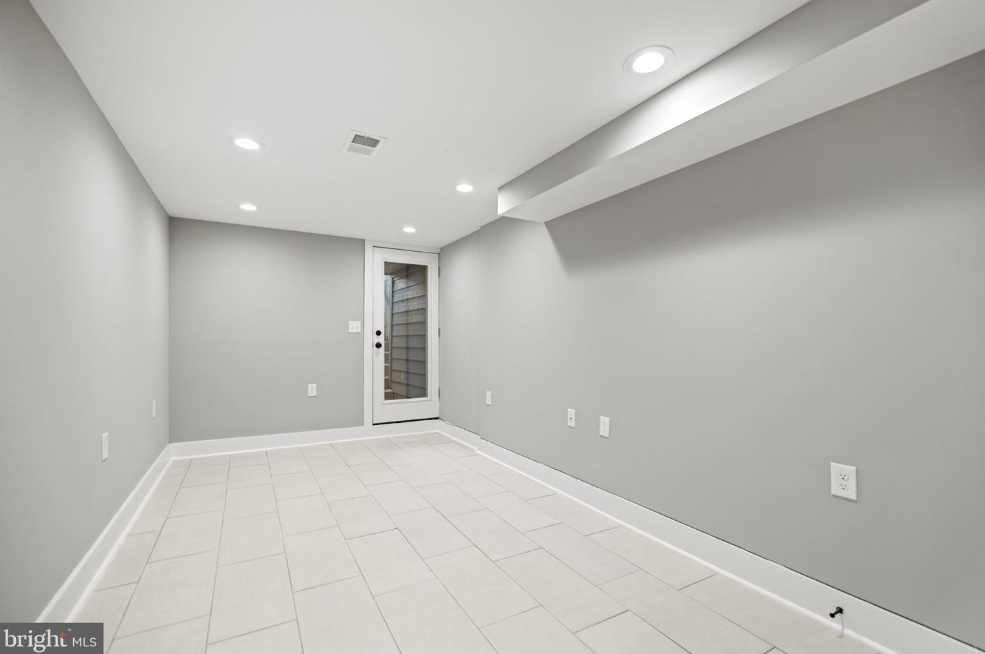 219 Morgan St, Washington DC  20001-1217 exterior