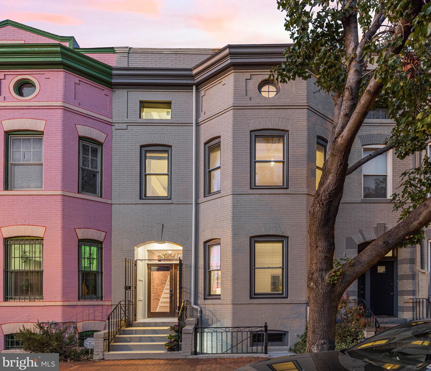 219 Morgan St, Washington DC  20001-1217 exterior