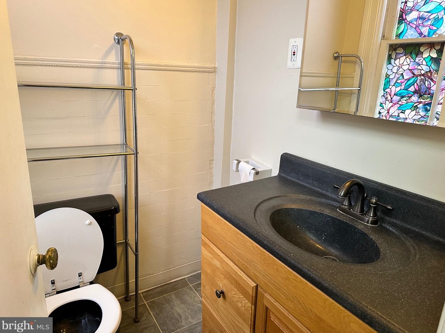 1914 Calvert St, Washington, DC 20009-1579