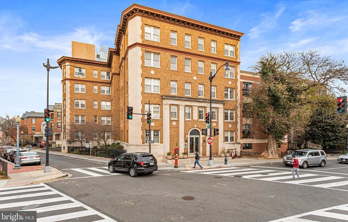 1673 Park Rd Nw #406, Washington, DC 20010