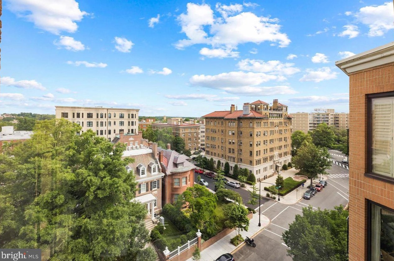 2012 Wyoming Ave Nw #802, Washington, DC 20009