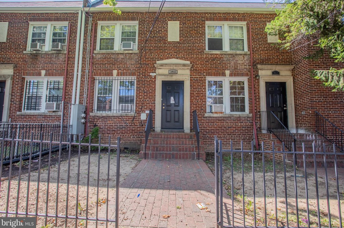 1811 18th St Se #b, Washington, DC 20020