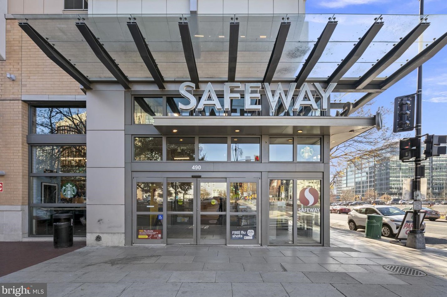 475 K St, Washington DC  20001-5252 exterior