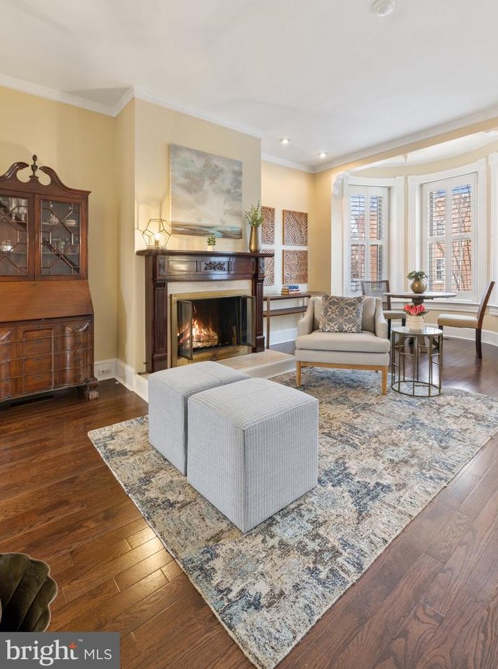 250 9th St, Washington DC  20002-6110 exterior