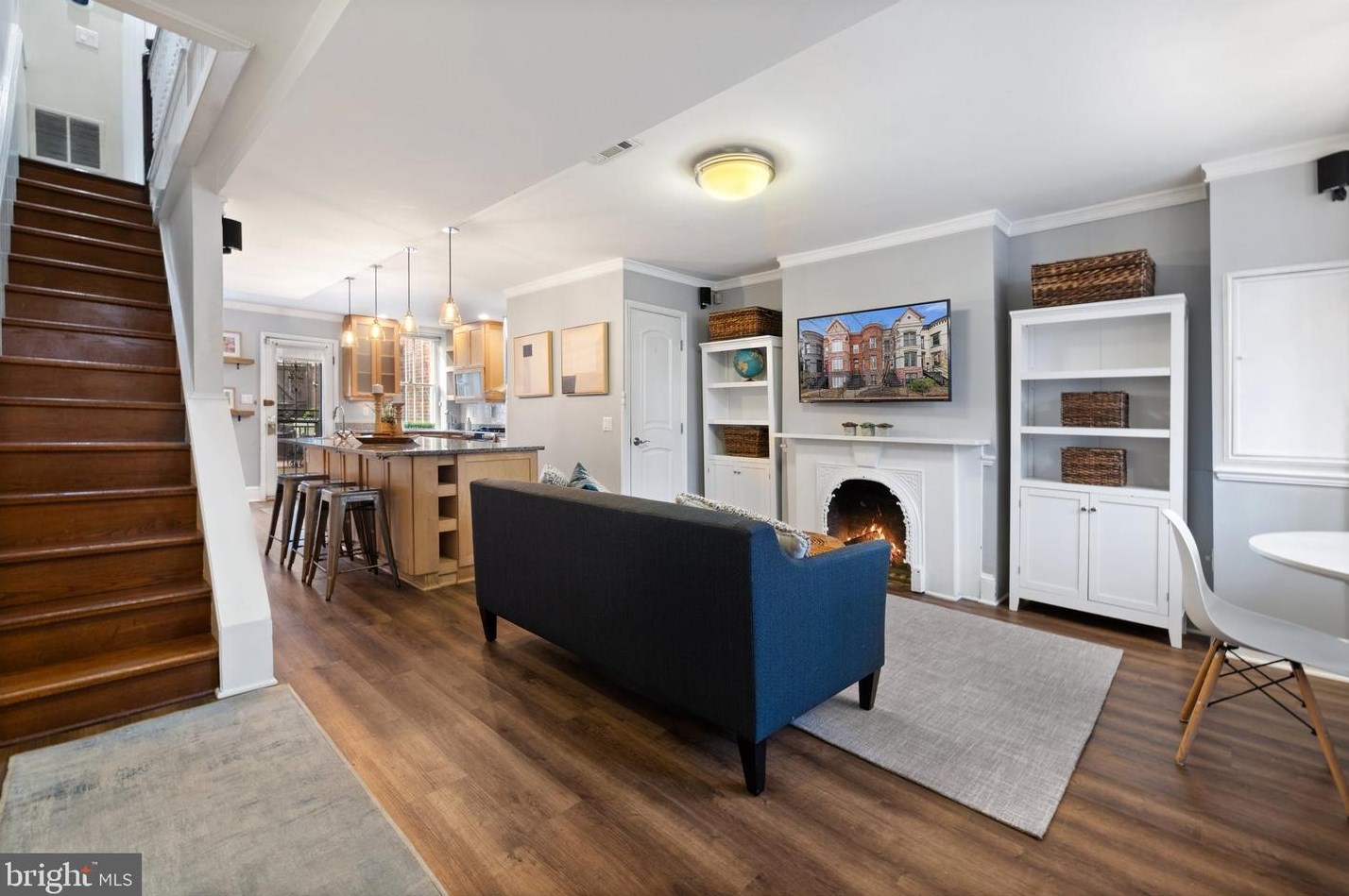 250 9th St, Washington DC  20002-6110 exterior