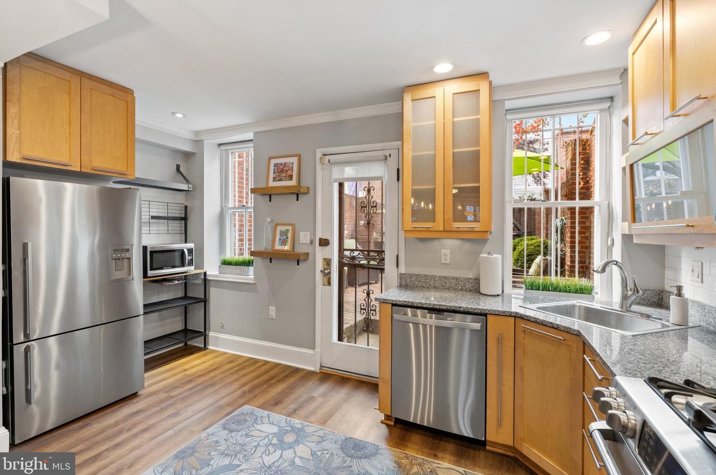 250 9th St, Washington DC  20002-6110 exterior