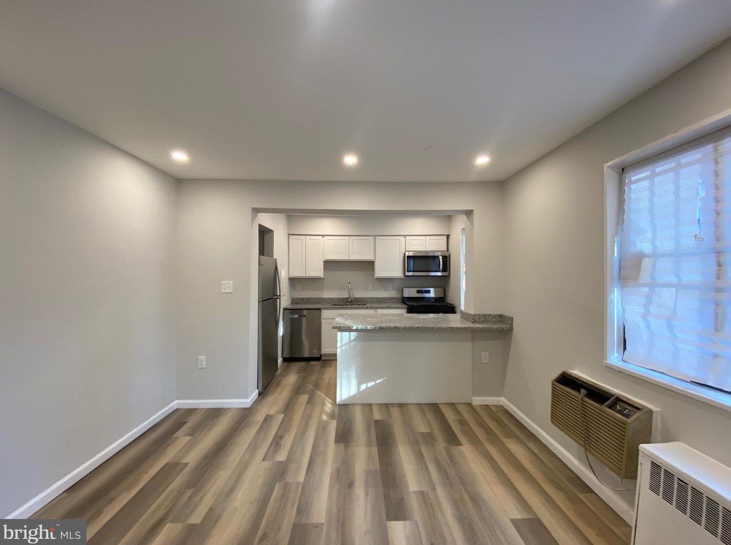 4733 1st St Sw #102, Washington, DC 20032