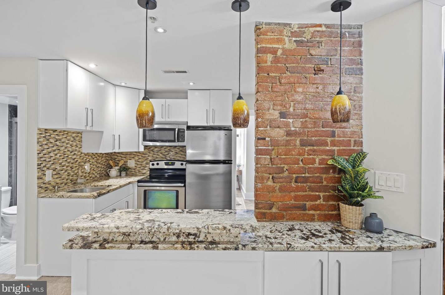 475 Florida Ave, Washington, DC 20002-3437