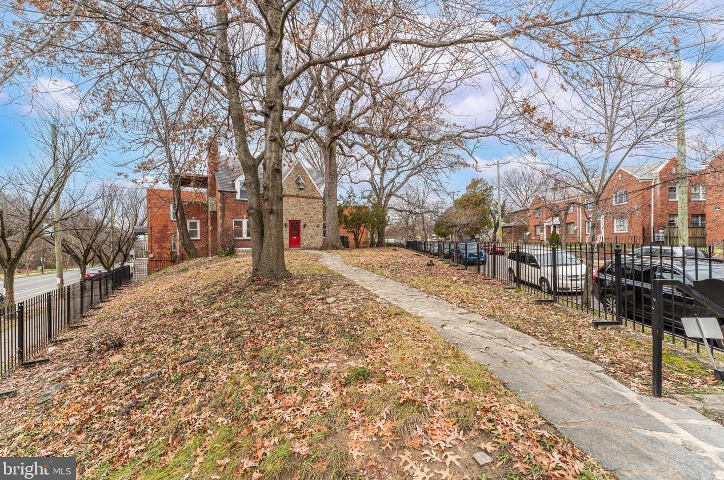 555 Newcomb St Se, Washington, DC 20032
