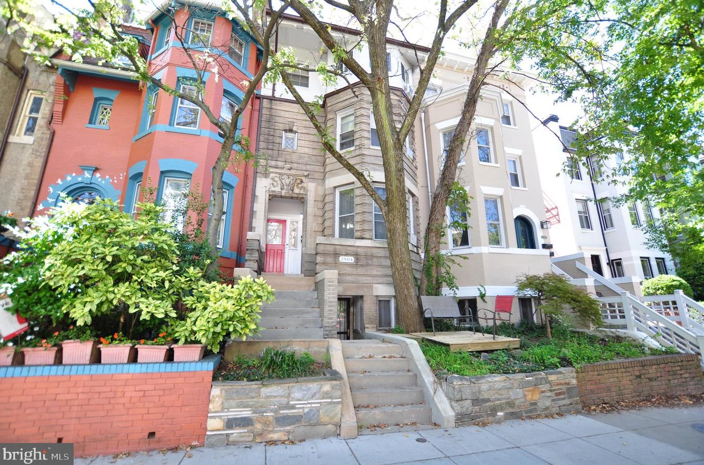 1904 Calvert St, Washington, DC 20009-1550