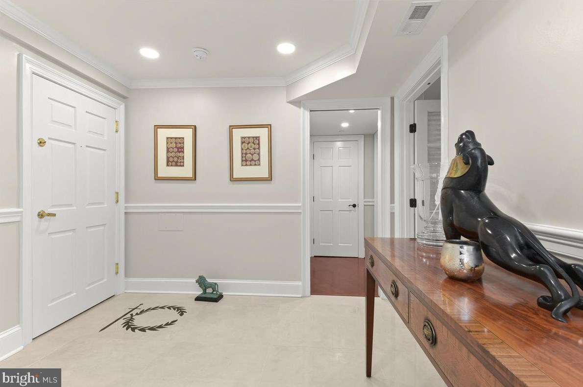 701 Pennsylvania Ave Nw #ph19, Washington, DC 20004