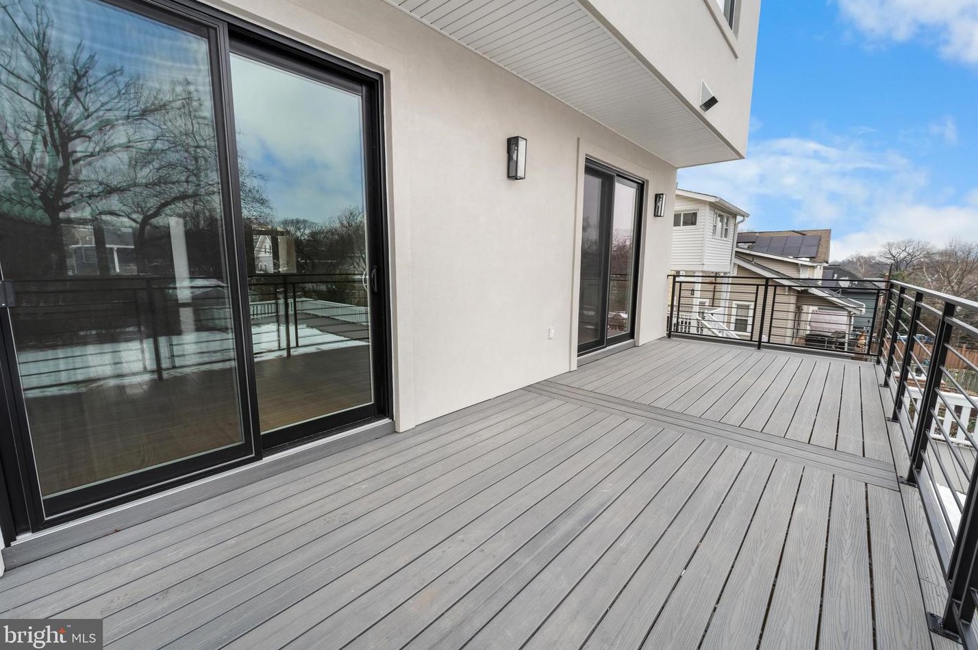 1437 Lawrence St, Washington DC 20017-2911 exterior