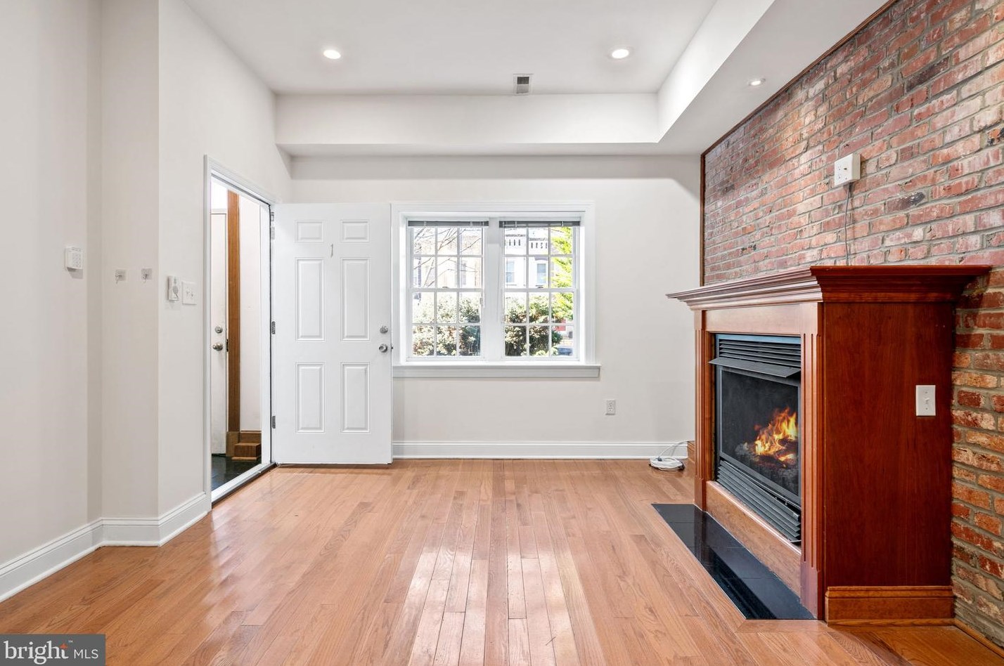 1807 8 St, Washington DC 20001-3185 exterior