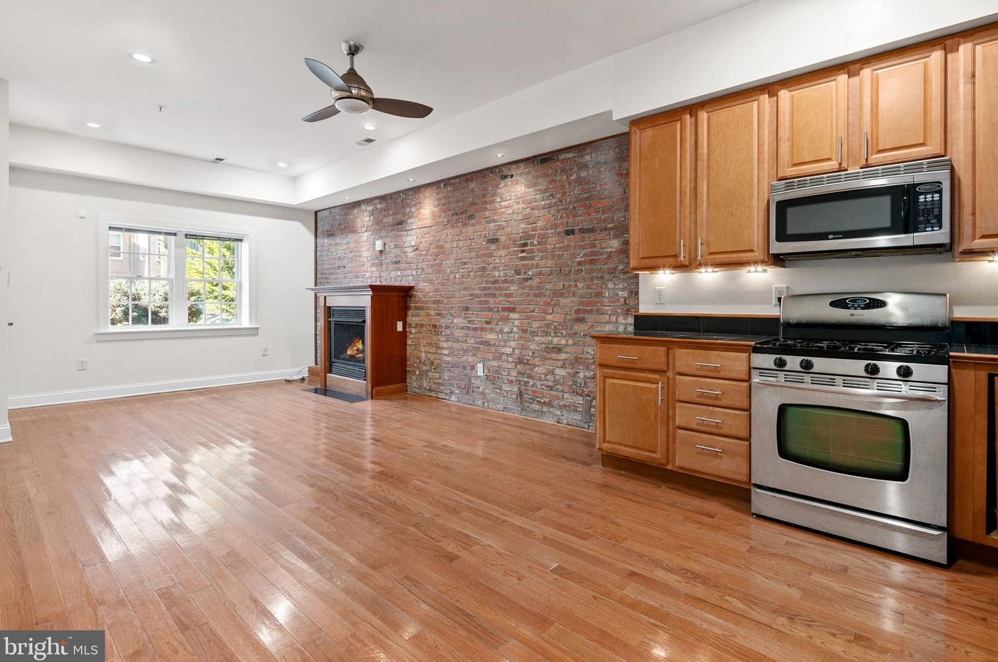 1807 8 St, Washington DC 20001-3185 exterior