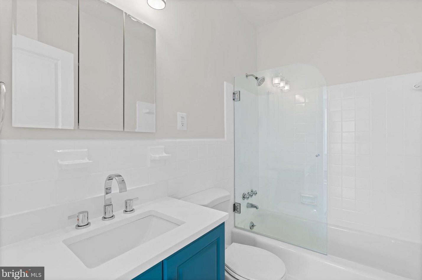 114 Duddington Pl, Washington DC  20003-2609 exterior