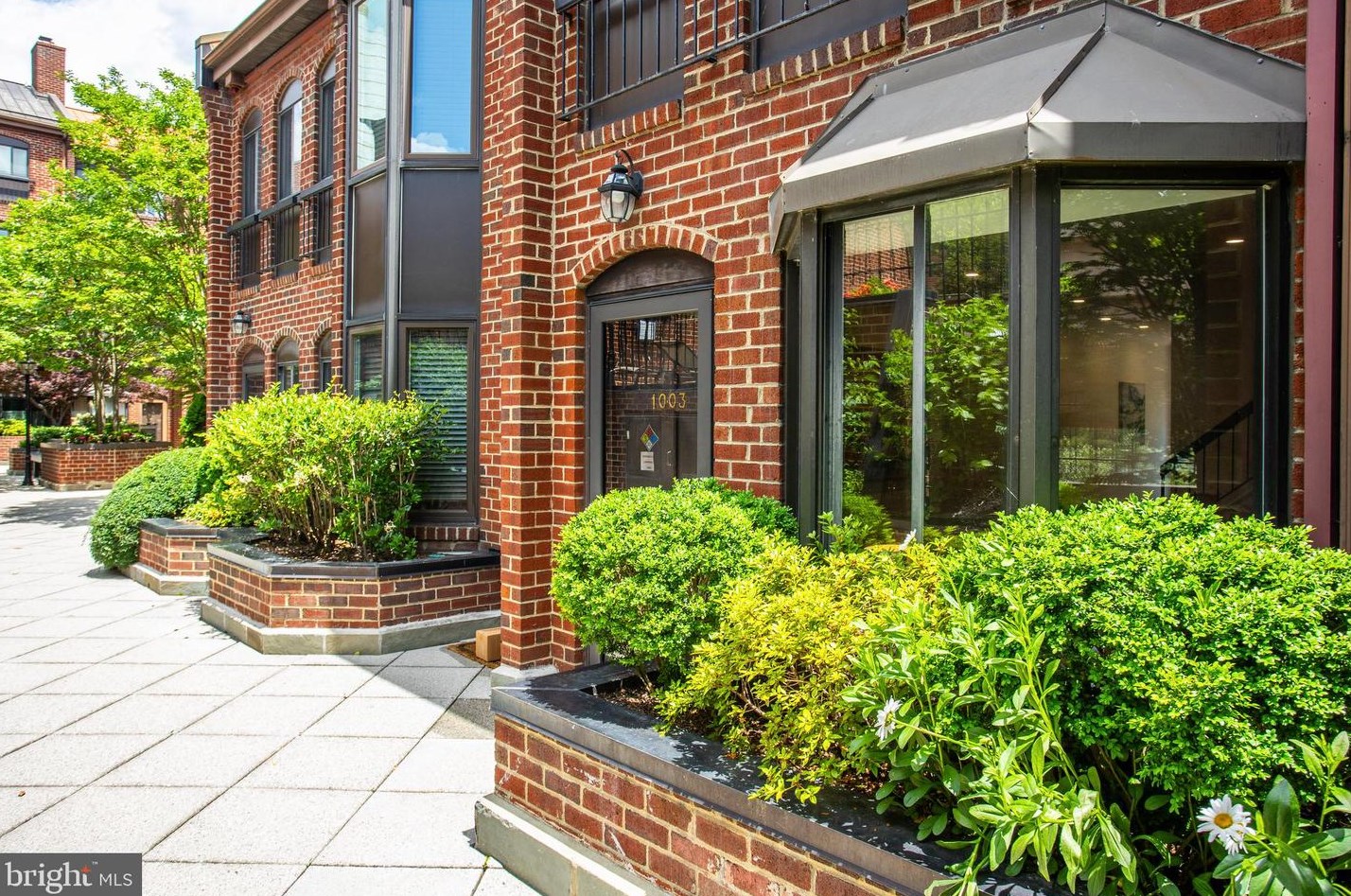 1003 Paper Mill Ct, Washington, DC 20007-3619