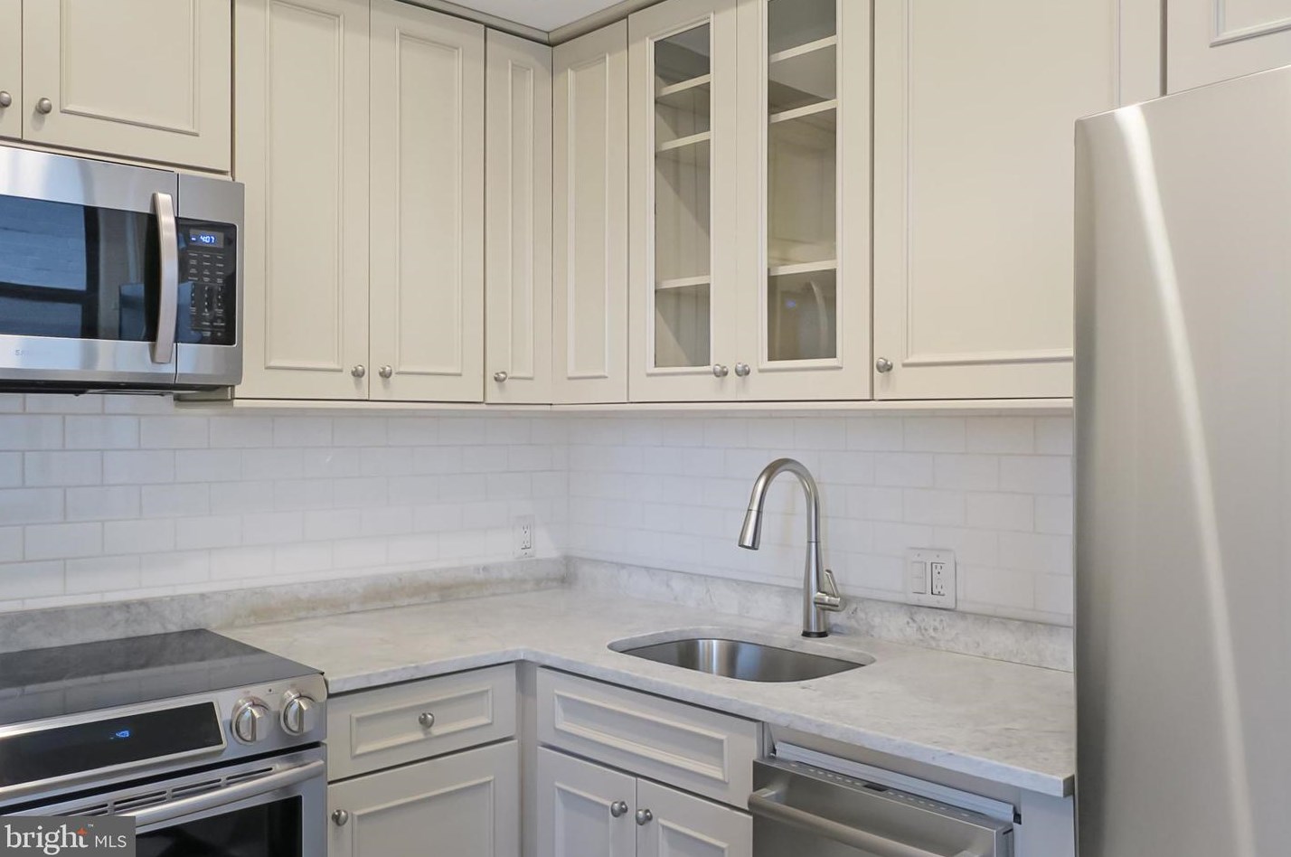 520 E St Ne #203, Washington, DC 20002