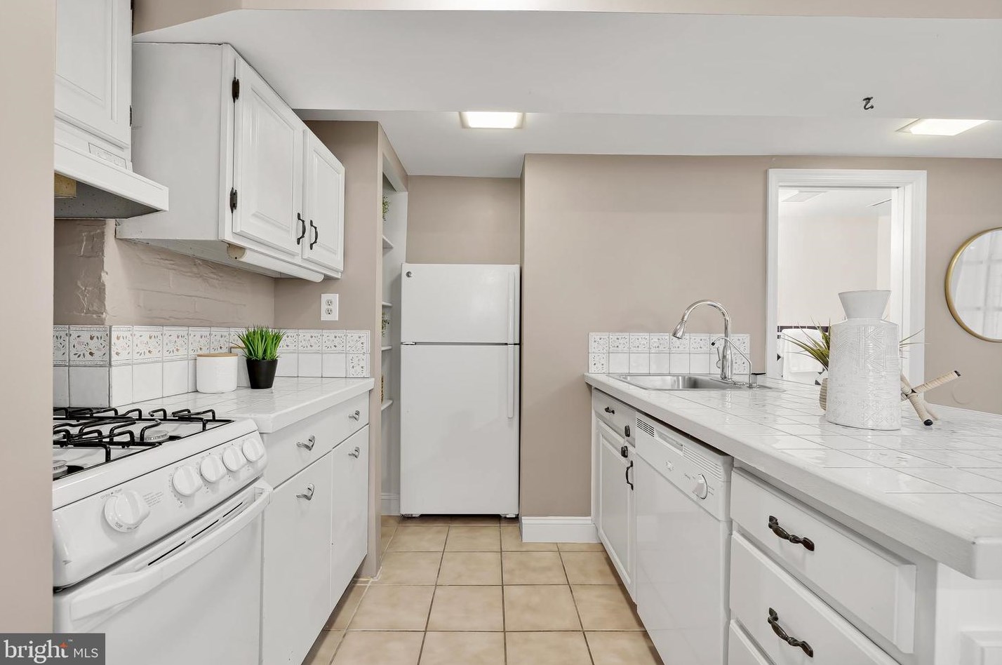 401 6 St, Washington DC 20024-2605 exterior